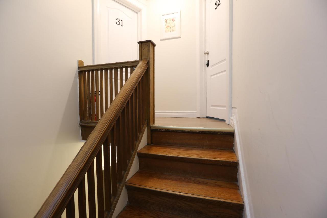 Phoebe Wang Toronto Ngoại thất bức ảnh
