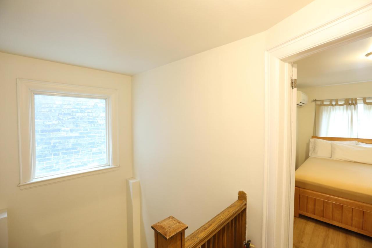 Phoebe Wang Toronto Ngoại thất bức ảnh